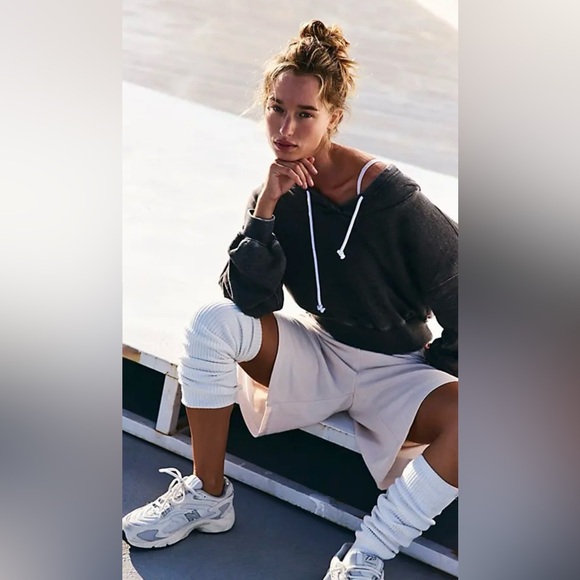 31-FREE PEOPLE Playbook Hoodie - Picture 4 of 4